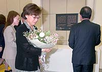 동경 신오쿠보역내 , 이수현씨 추모비 제막